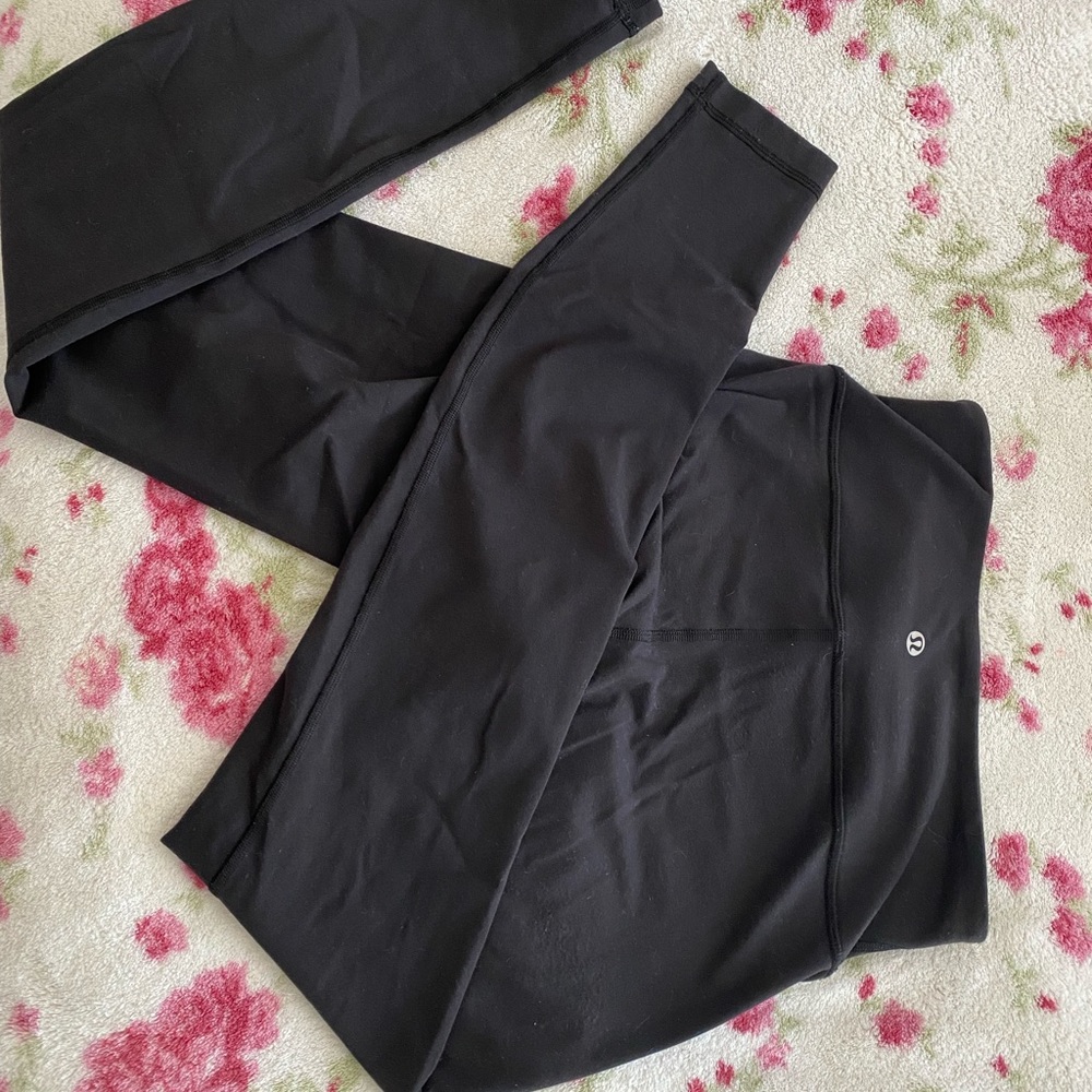 black brushed low rise lulu lemon leggings